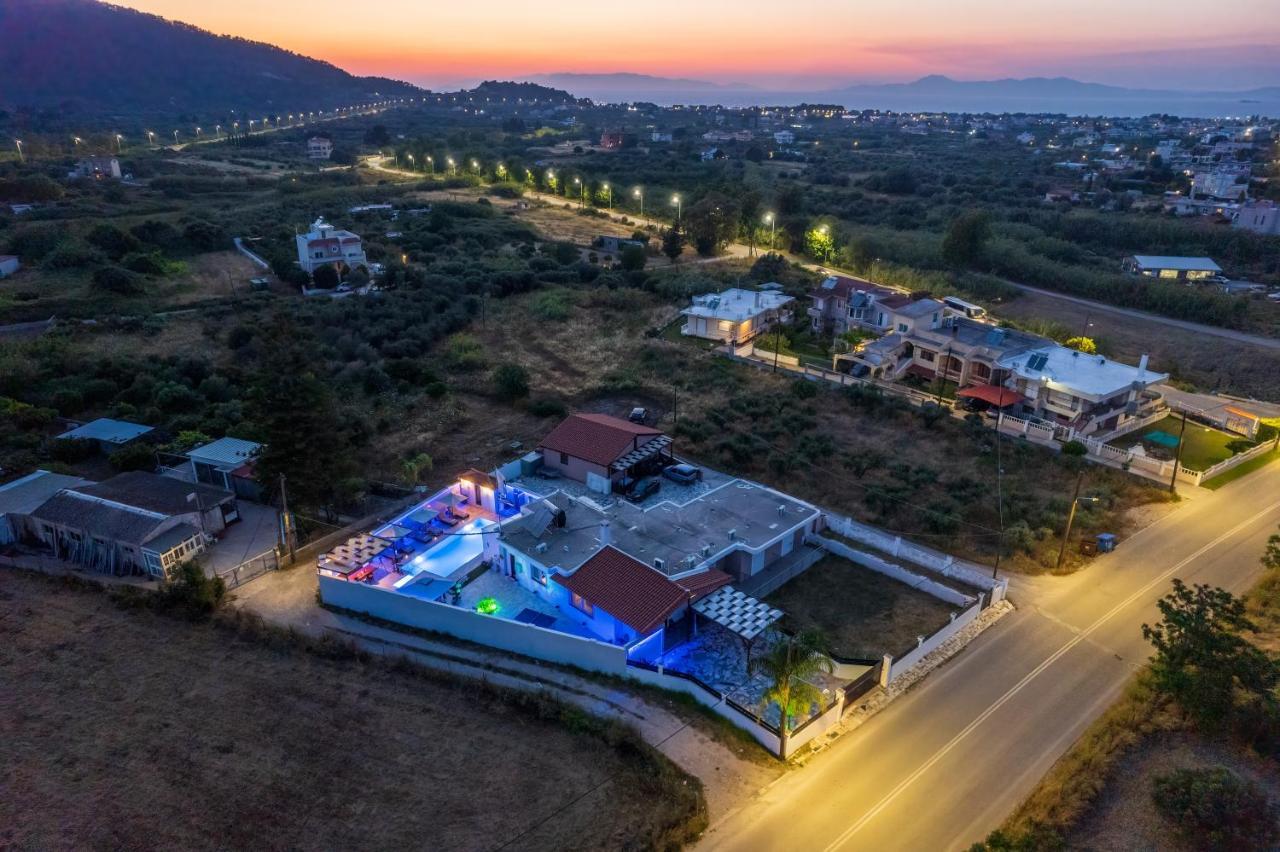 הוילה קרמסטי Pervolia House מראה חיצוני תמונה